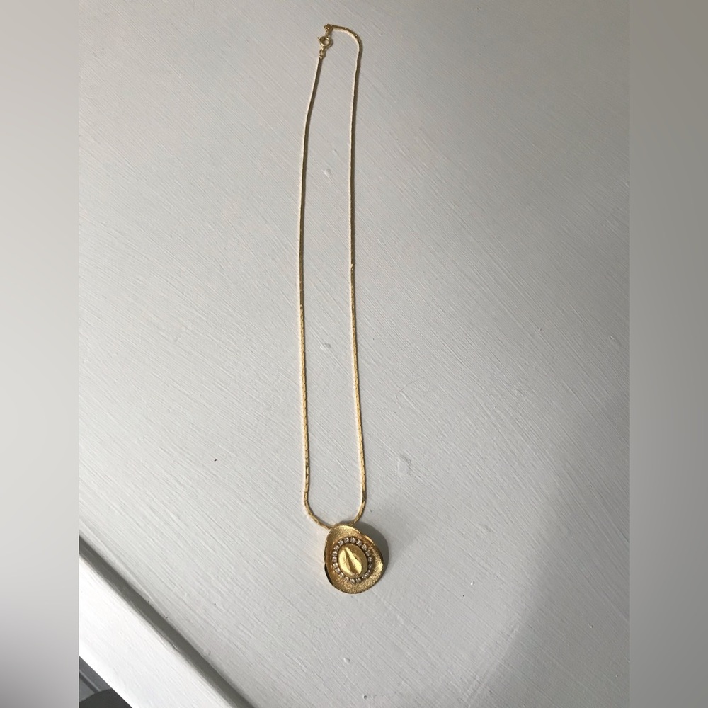 Golden and silver cowgirl/cowboy necklace not real gold non chipping or scratchs